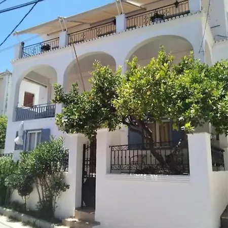 Loula'S House Apartment Spetses Town Exterior photo
