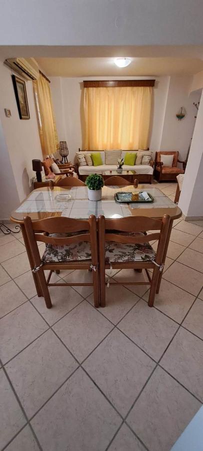 Loula's House Spetses Town