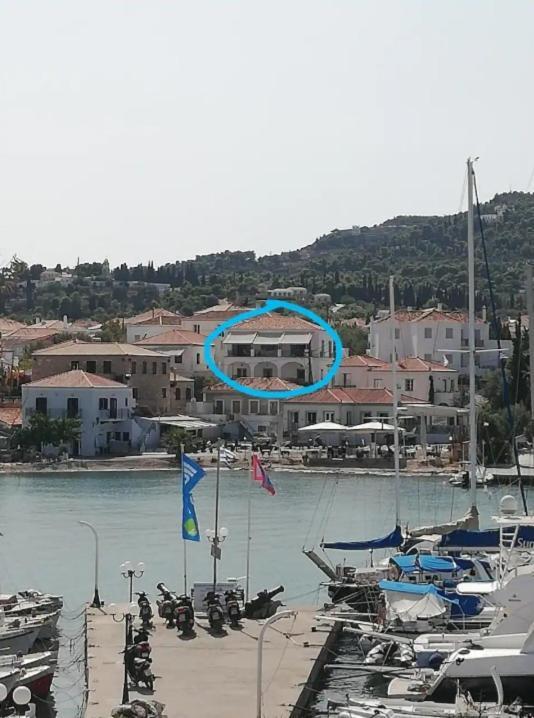 Loula's House Spetses Town